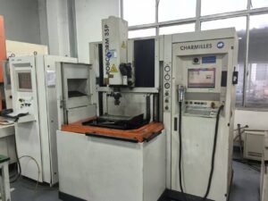 kwcnc-Charmilles Roboform 35P precision CNC sinker EDM for mold and die manufacturing